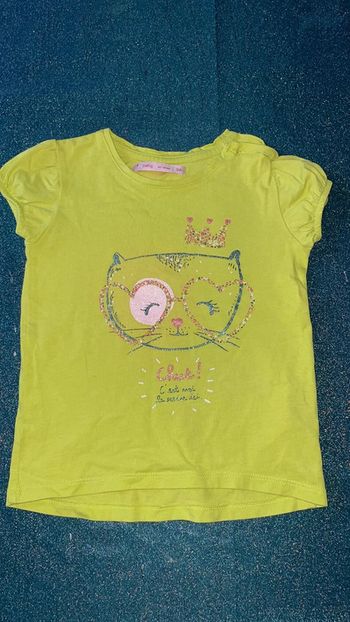 T short réglable au col T 3 A