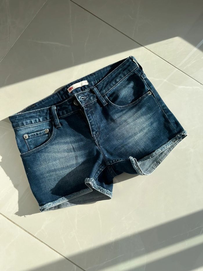 Short Lévis 16 ans - photo numéro 2