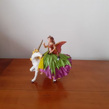 Papo: Figurine Elfe avec Petit Renard +Licorne