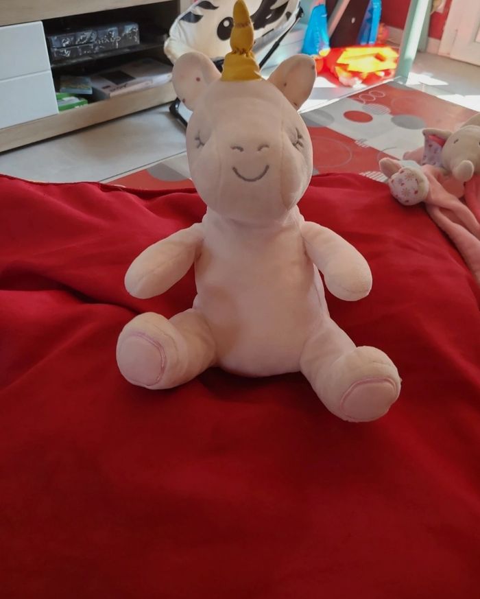 Peluches licornes 🦄 - photo numéro 2