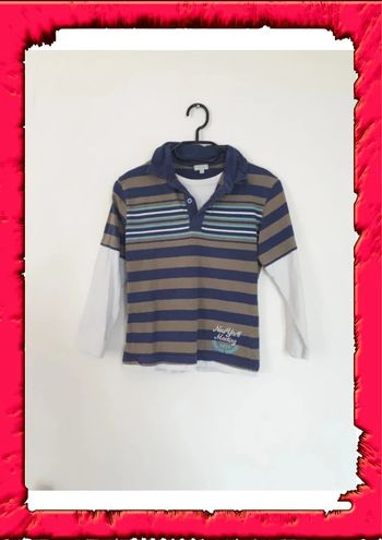 Pull col v taille 9/10ans