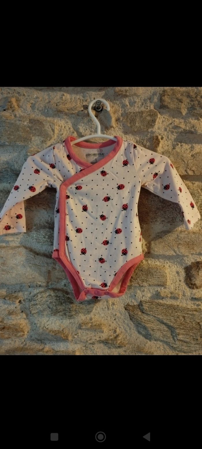 Lot de 7 bodies orchestra, ouverture sur le devant, taille 1mois - photo numéro 4