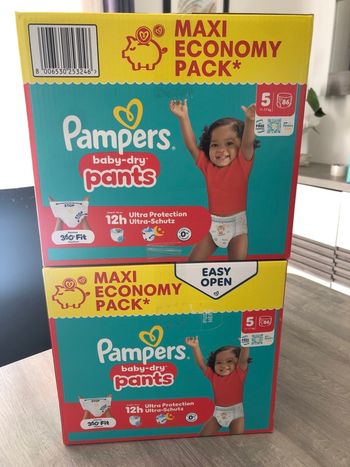 Couche Pampers taille 5 