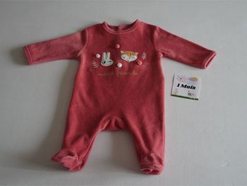 Pyjama velours rose corail brodé fantaisie Kiabi Taille : 1 mois