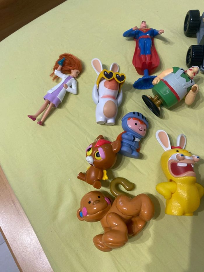 Grand lot de figurines - photo numéro 4