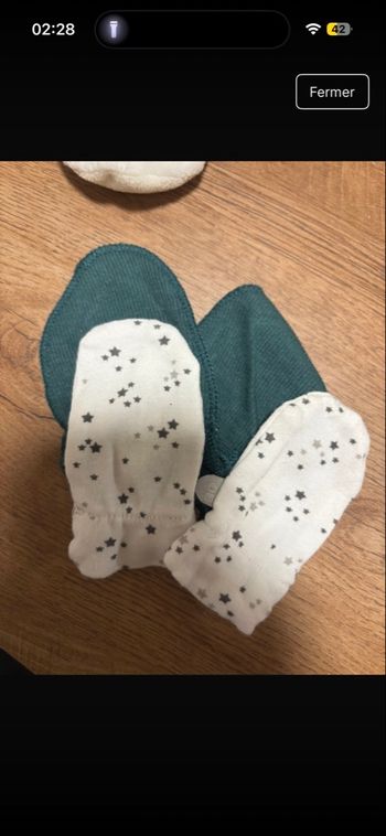 Moufles et «  bavoir »