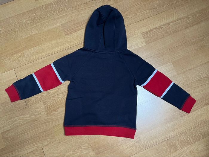 Sweat à capuche 6 ans - photo numéro 2