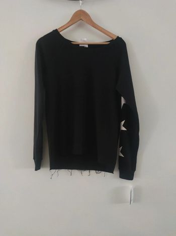 Sweatshirt taille S neuf bloom+pop