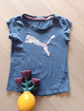 T shirt Puma 6 ans gris et rose