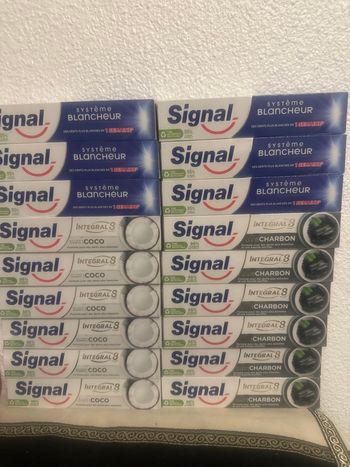 Dentifrice.  signal  x18