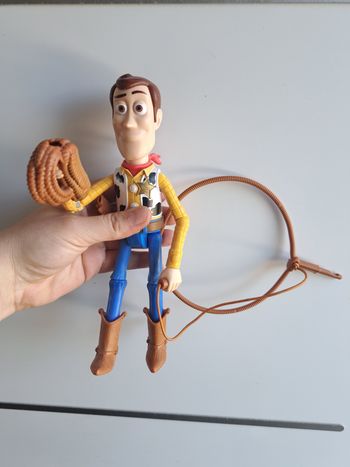 Figurine woody