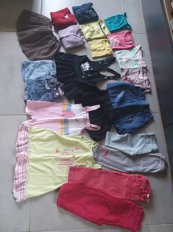 Lot de vêtements été fille en 18 mois