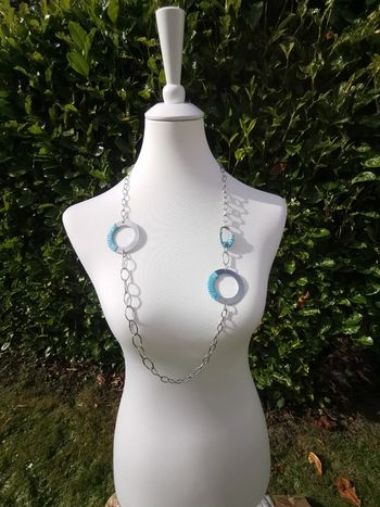 Lot de 2 colliers argentés vintage