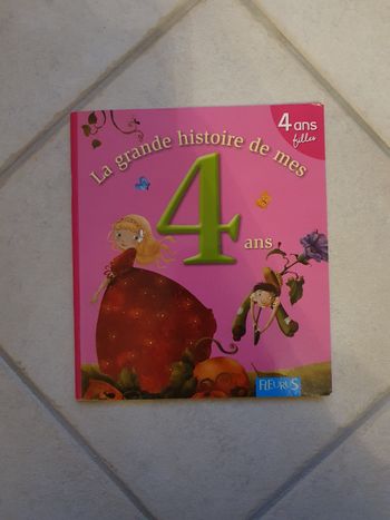 Livre La grande histoire de mes 4 ans