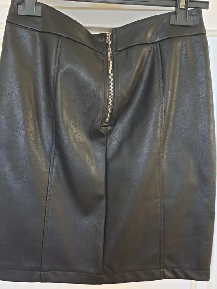 Jupe simili cuir Drôle de Copine Taille S - photo numéro 4