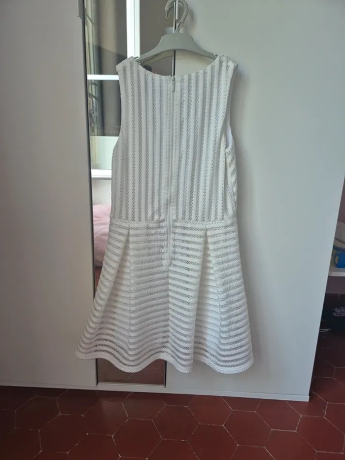 Robe blanche - photo numéro 4