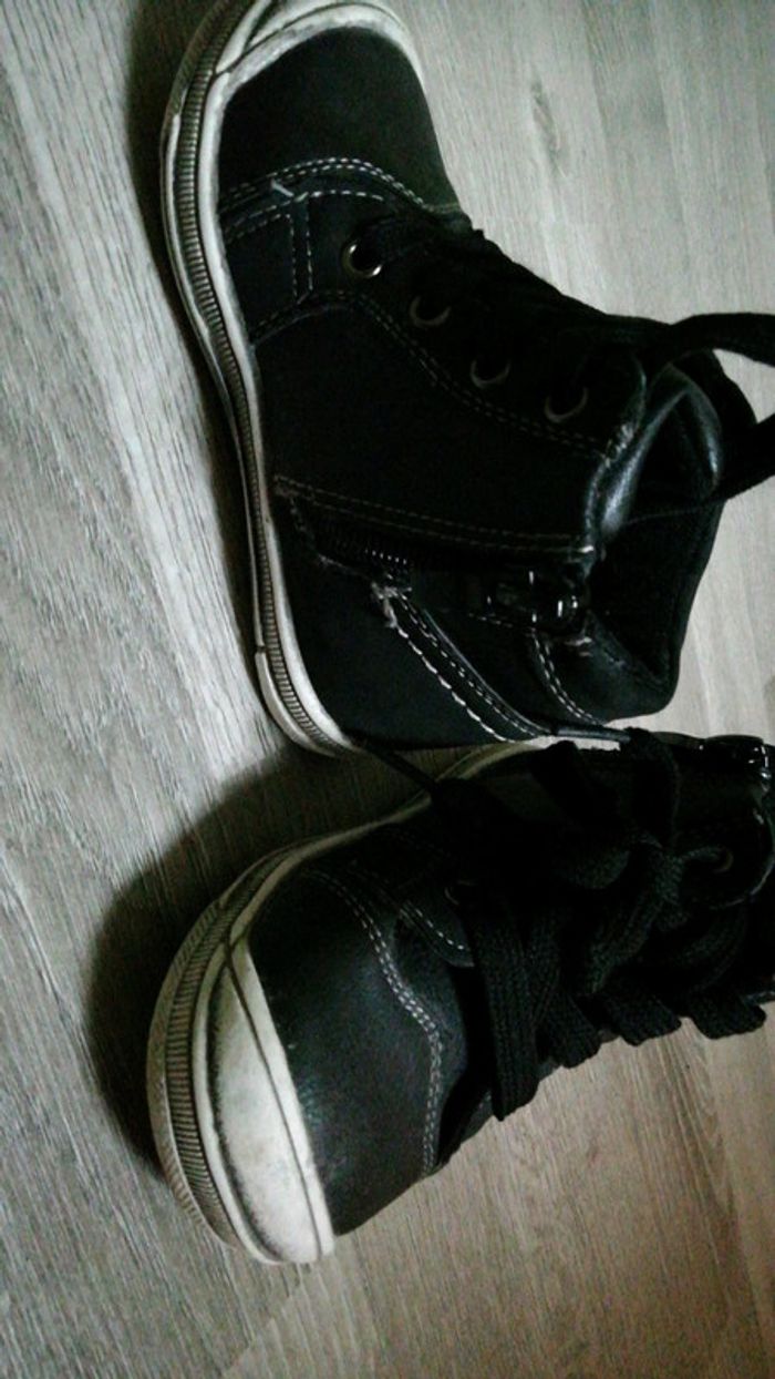 Chaussures garçon 22 - photo numéro 4