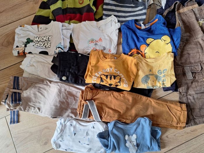 Lot vêtements 12 mois garçon - photo numéro 2