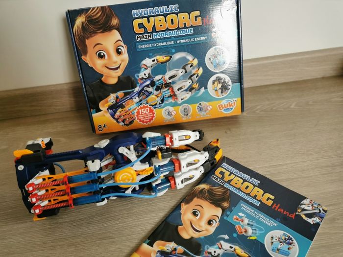 Main hydraulique cyborg de buki - photo numéro 7