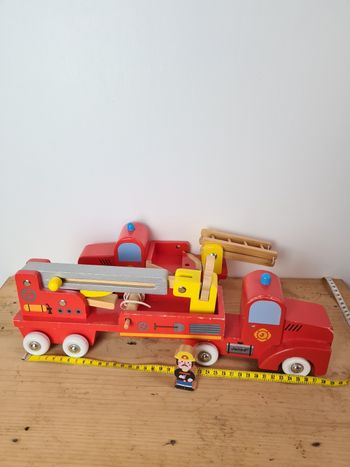 Lot 2 camions pompier bois Janod