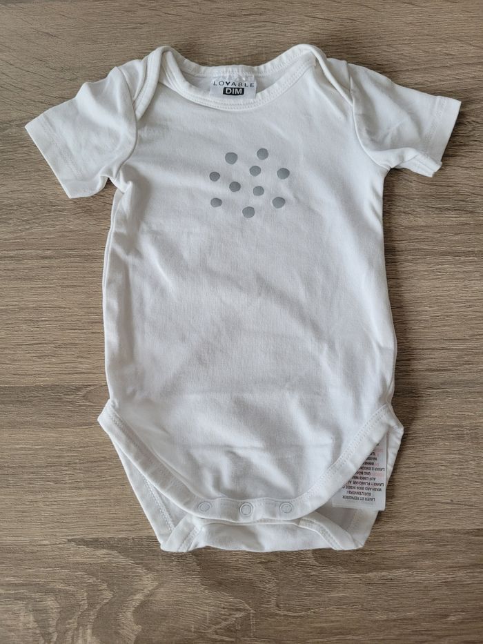 Lot de 5 bodys fille en 1 mois - photo numéro 3