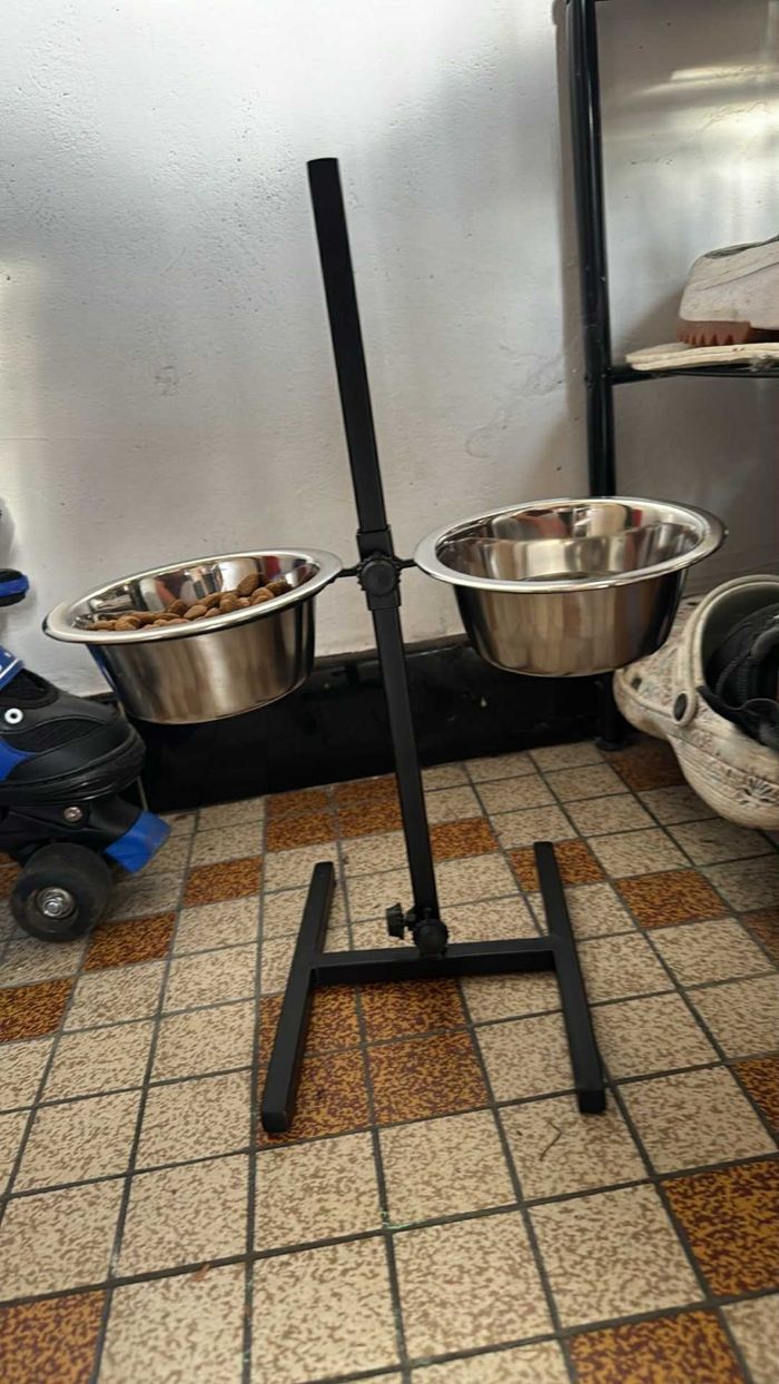 Support Gamelles a chien - photo numéro 4