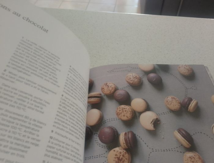 Livre les macarons - photo numéro 2