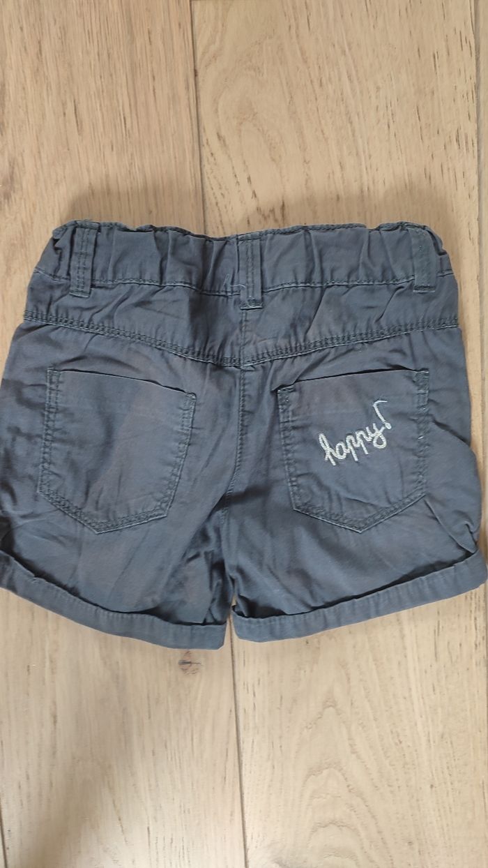 Short Kiabi 3 ans - photo numéro 5