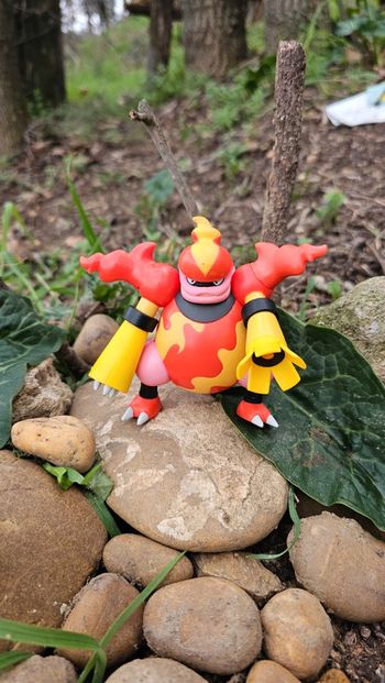 Super figurine Pokemon Nintendo maganon