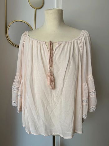 Blouse légère et fluide à volant Women Only t40