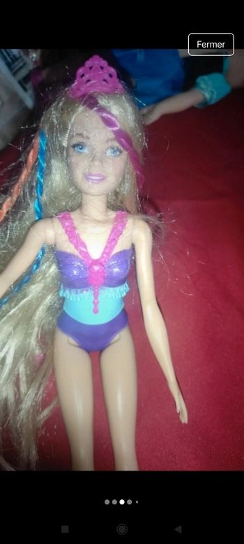 Poupée barbie Mattel j6