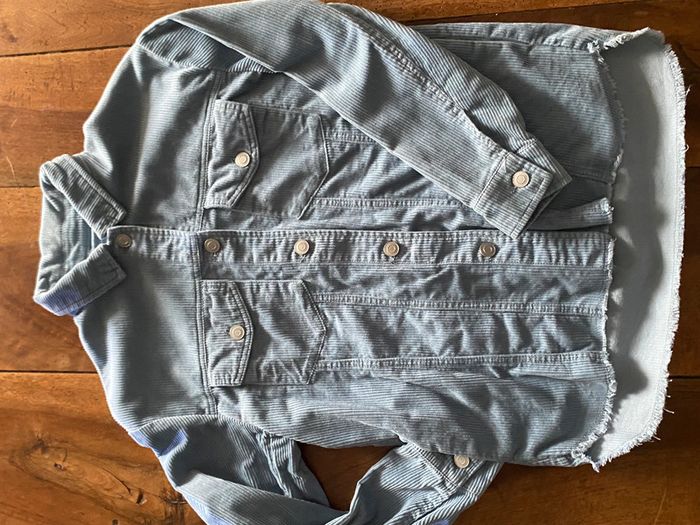 Sur chemise bleue en velours côtelé - photo numéro 12
