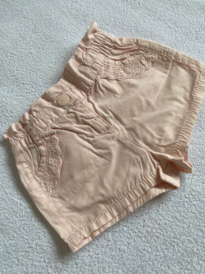 Short rose poudre 3 mois très bon état - photo numéro 4