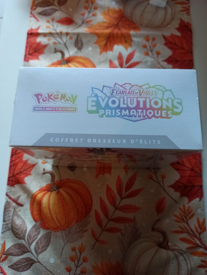 ETB Pokémon Évolution Prismatique - Neuf & Scellé ( Avec Défaut) - photo numéro 2