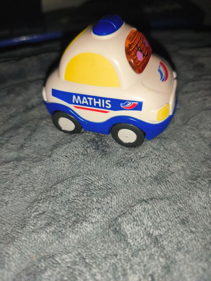 Tut tut bolide mathis