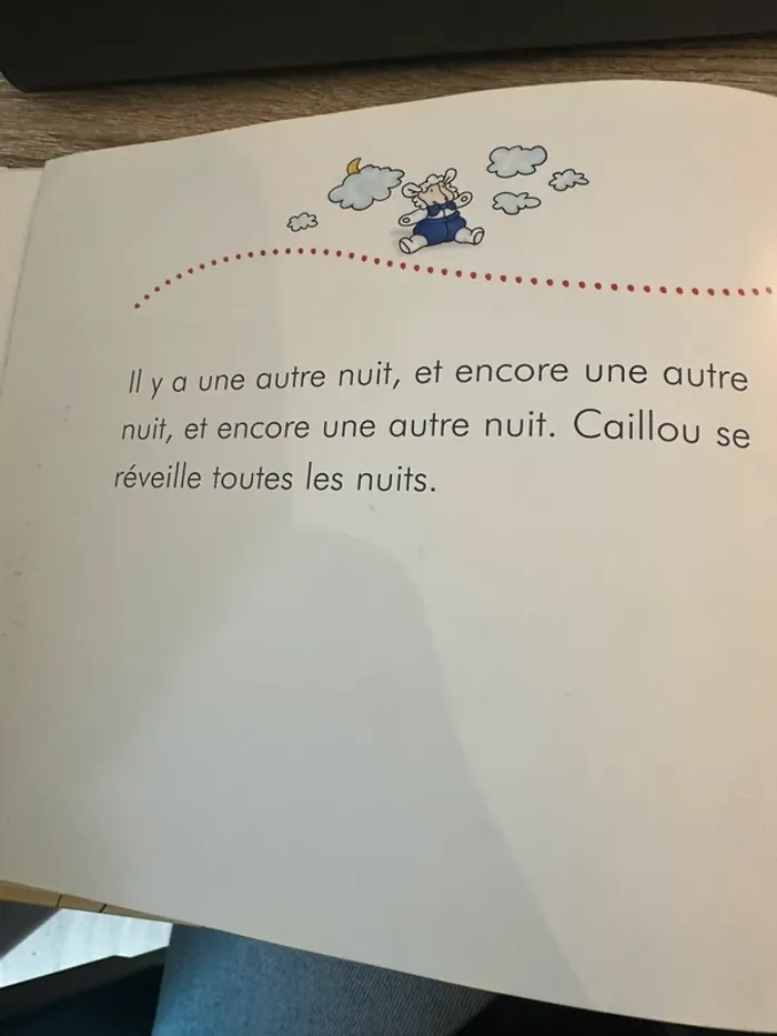 Livre enfant "Caillou se réveille la nuit" - photo numéro 2