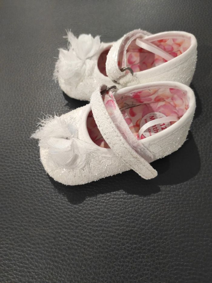 Chaussures 6-12 mois blanches - photo numéro 4