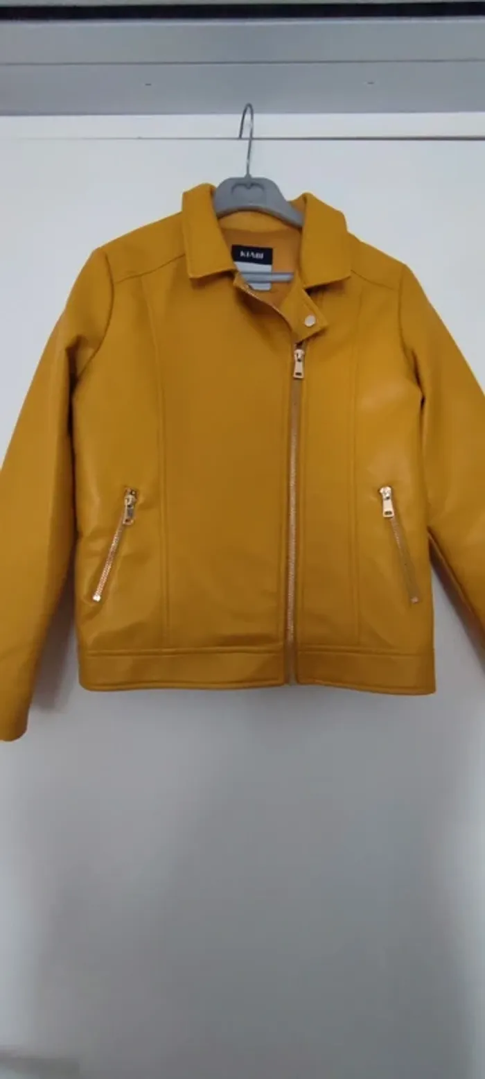 Veste simili 12A - photo numéro 3
