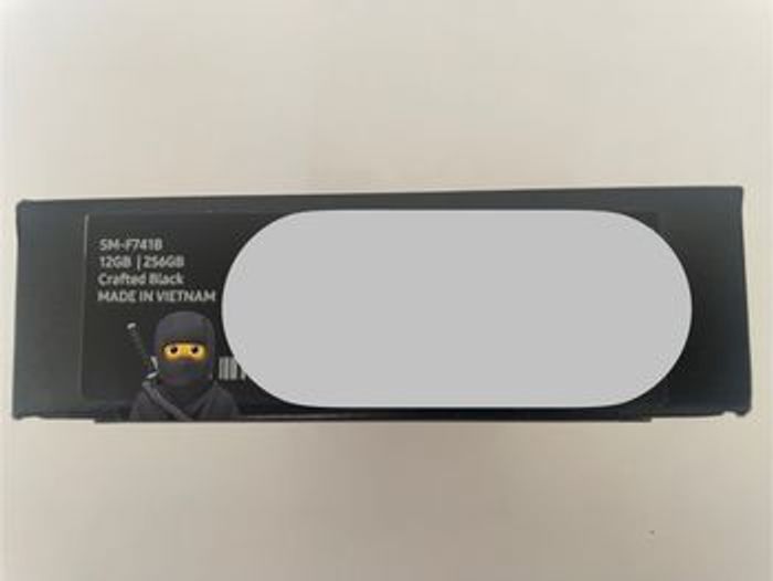 Samsung Galaxy Z Flip6 Crafted Black 256GB - Jamais Ouvert - Garantie (07/2026) - Négociable - photo numéro 3