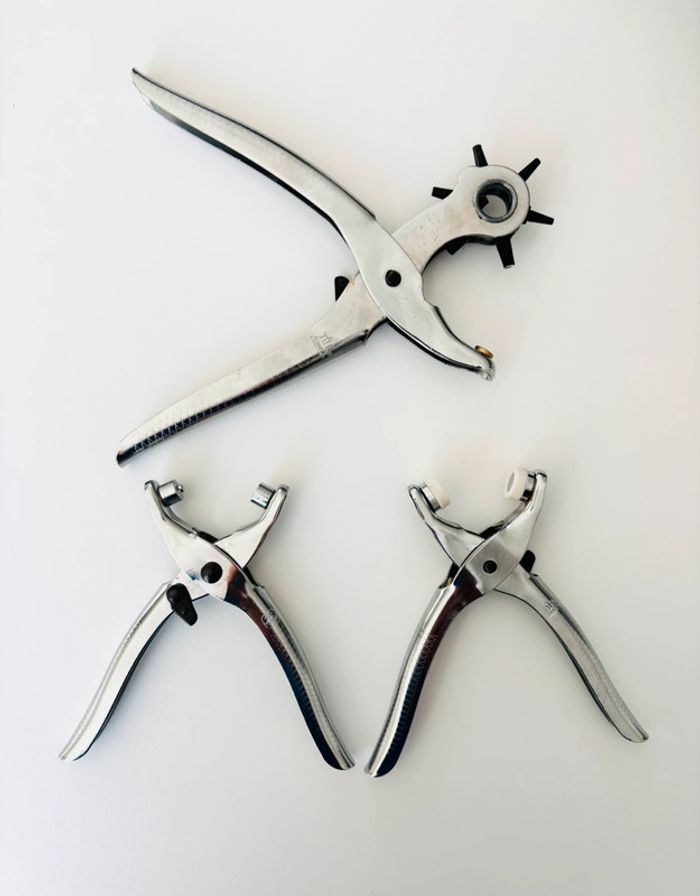 Pince emporte-pièce, pince a œillets - pince à boutons pression + œillets et bouton à pressions