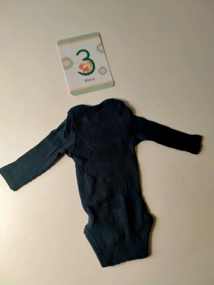 Lot de 3 bodies bébé Taille 3 mois Kiabi - photo numéro 9