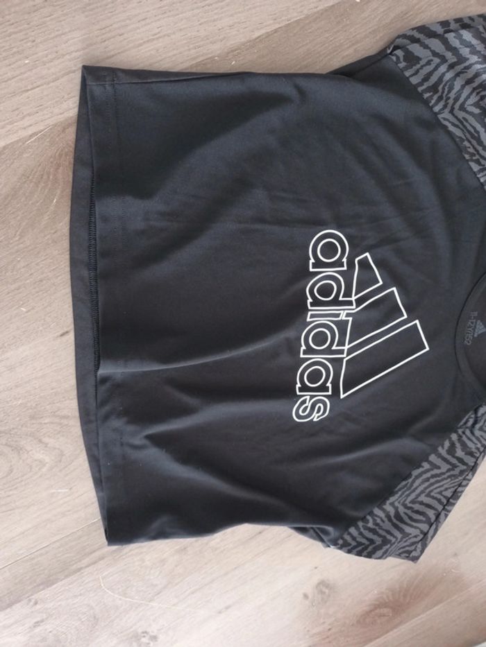 Tee-shirt - photo numéro 3