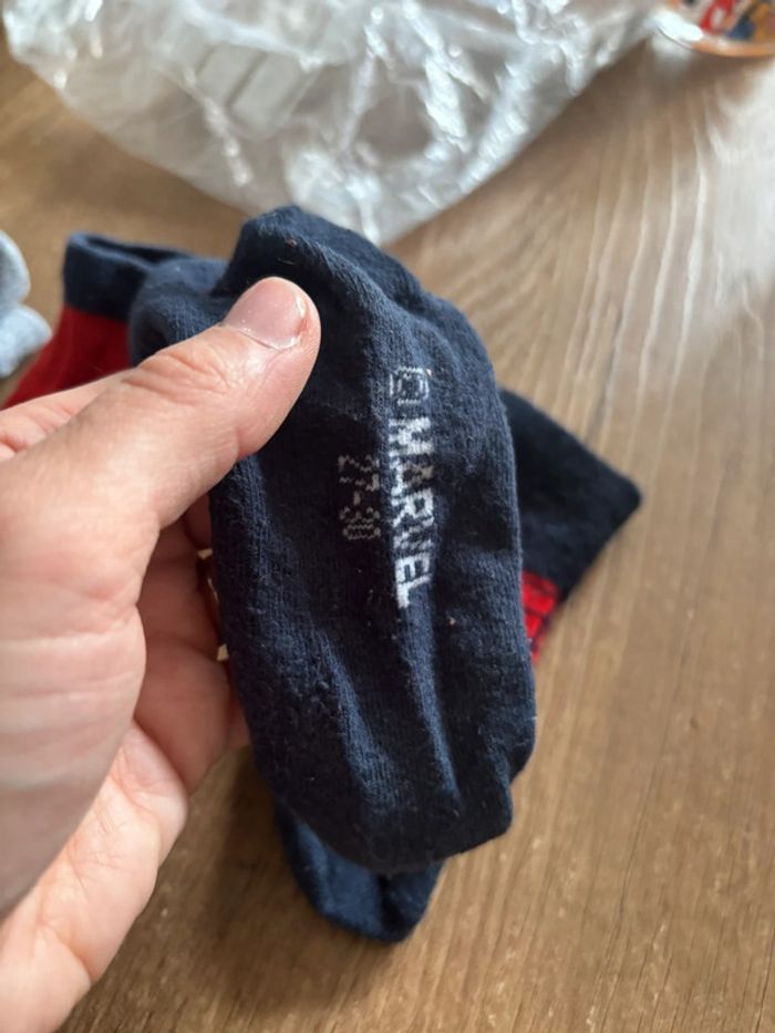 Lot de 4 paires de chaussettes socquettes Spiderman pat patrouille 27-30 tbe - photo numéro 2