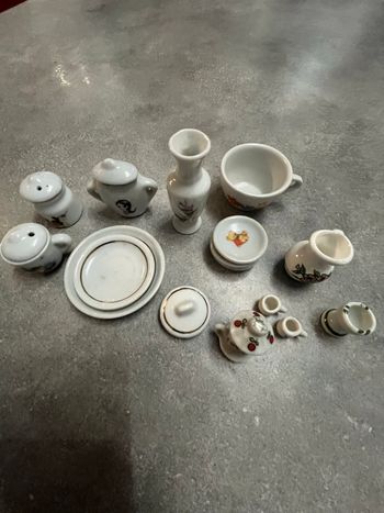 Lot porcelaine 