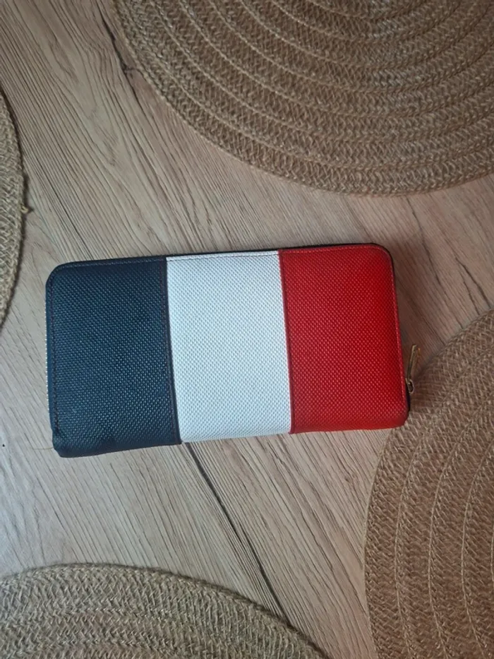 Portefeuille Tommy Hilfiger tricolore – logo doré - photo numéro 4