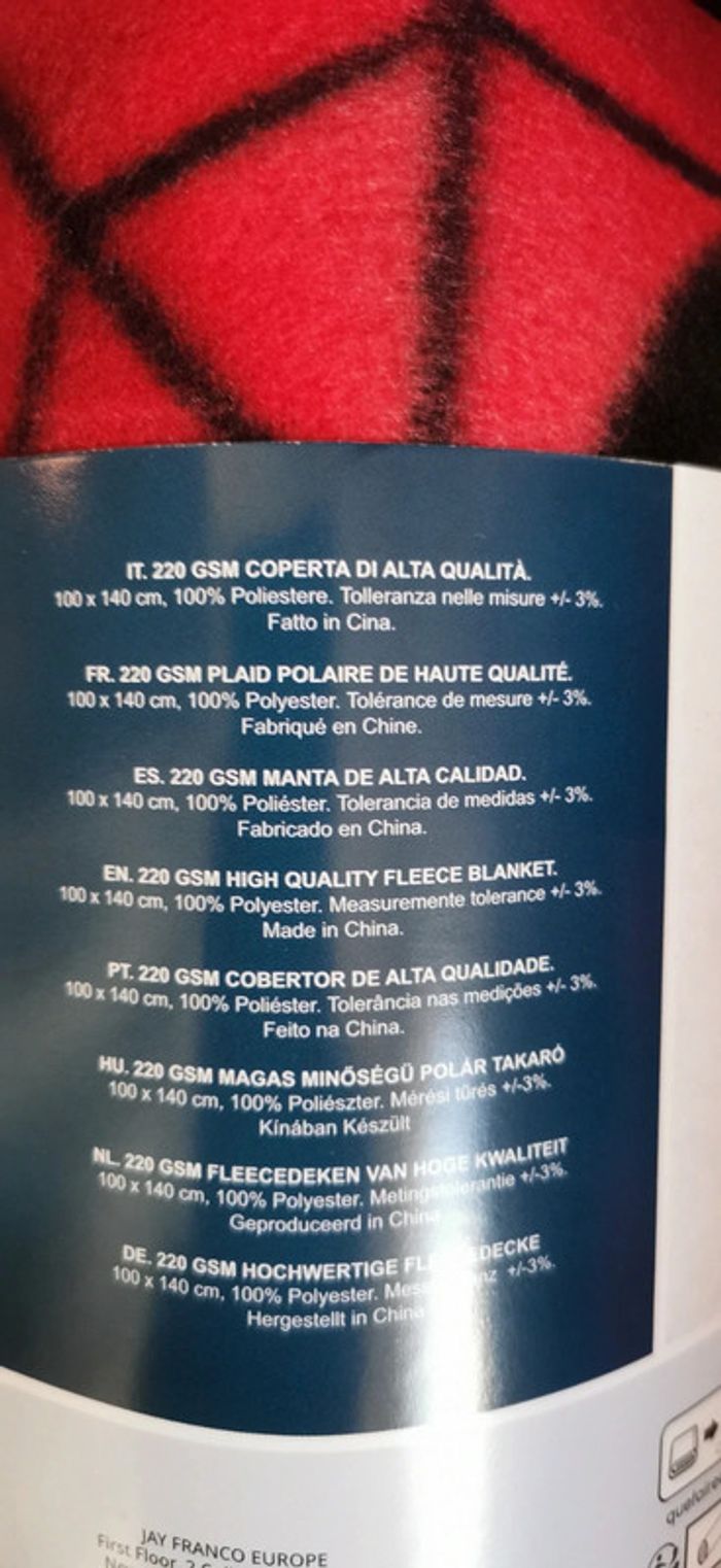 plaide polaire Spiderman neuf jamais utiliser - photo numéro 3