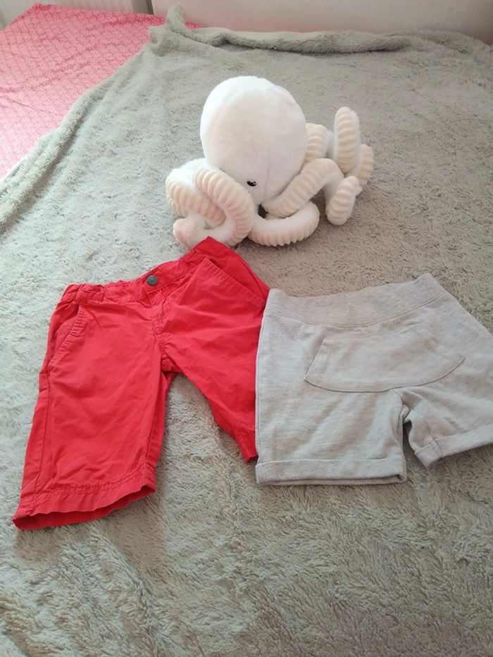 Lot 2 shorts 3 ans