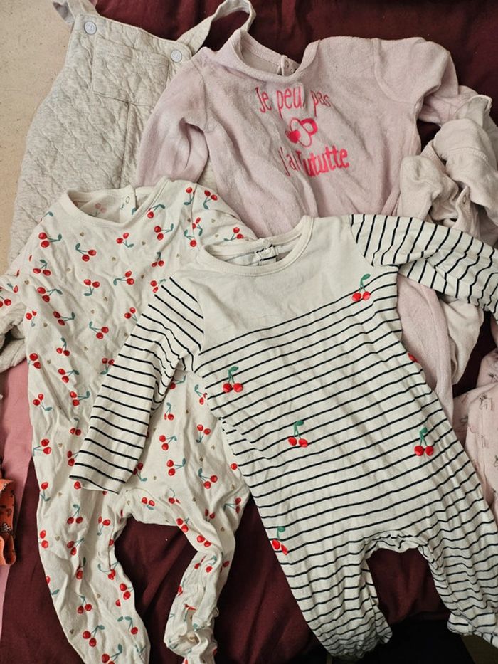Vêtements bébé fille été 12mois / lot vêtements bébé fille - photo numéro 4