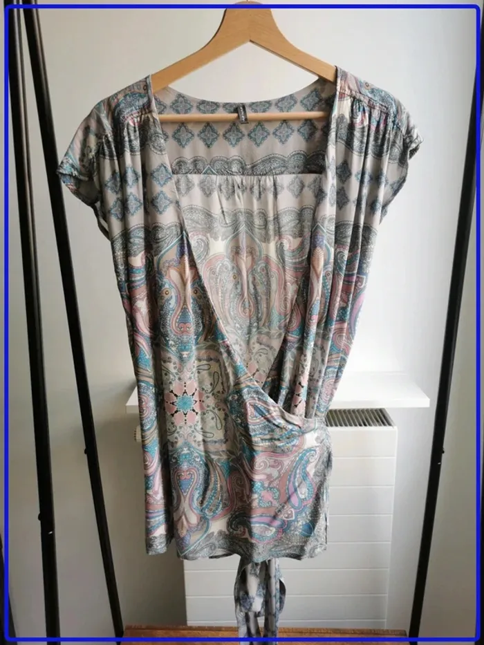 Tee shirt cache cœur