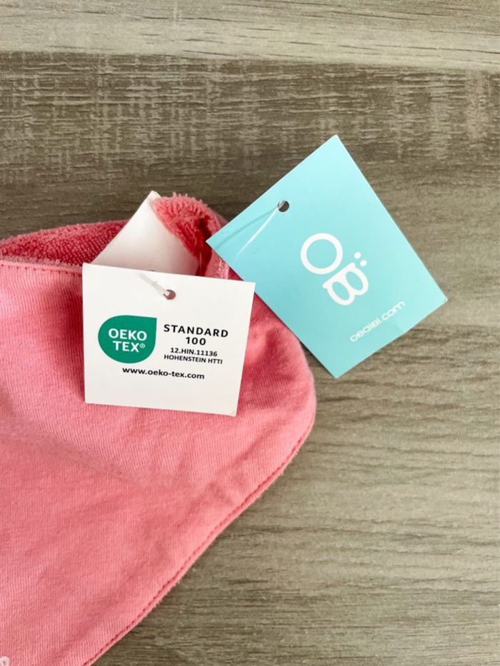 Bavoir bandana rose Obaïbi - photo numéro 3